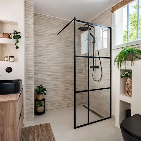 Appartement : O'spa Zen Jacuzzi-sauna-terrasse *